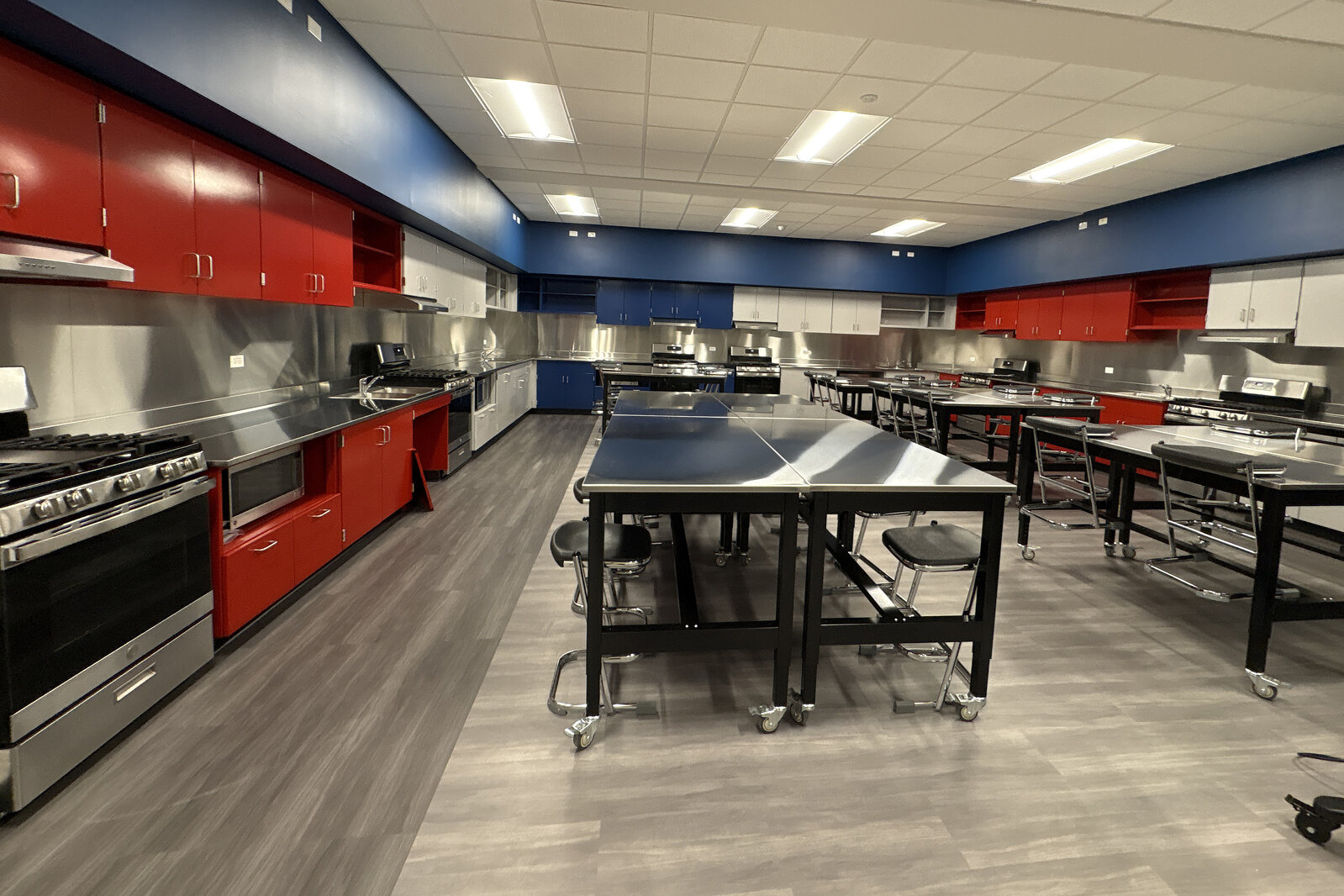 Photo of Glenbard South FACS room