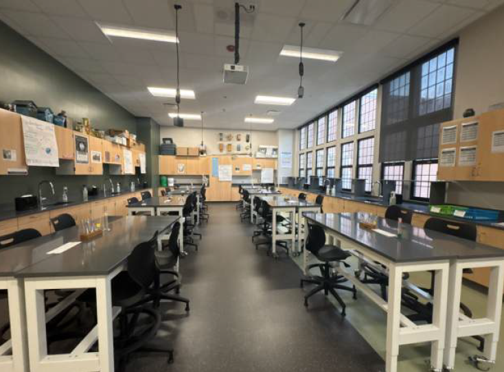 Photo of Glenbard West science lab